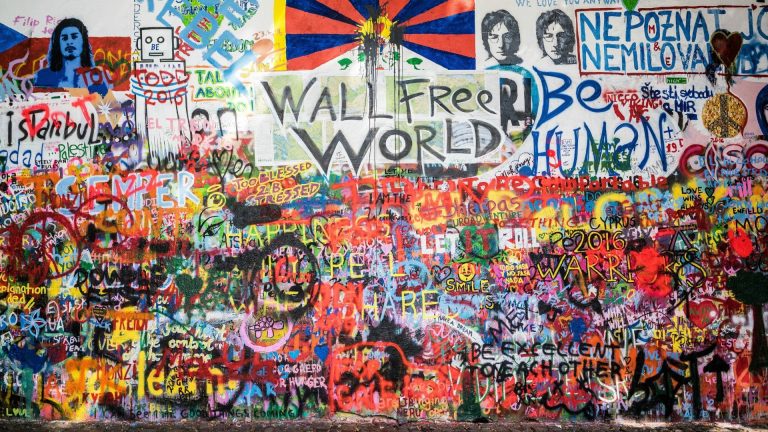 the-evolution-of-street-art-from-vandalism-to-mainstream-620571_1920x