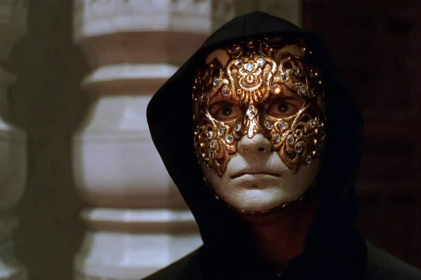 Eyes Wide Shot: Kubrick’s Relentless Quest for Perfection in ‘Eyes Wide Shut’